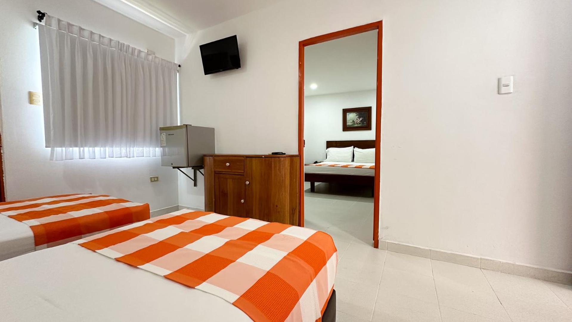 Olga Lucia Hotel *